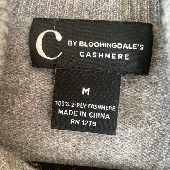 C by Bloomingdale’s Cashmere Turtleneck Sweater - Picture 3 of 3